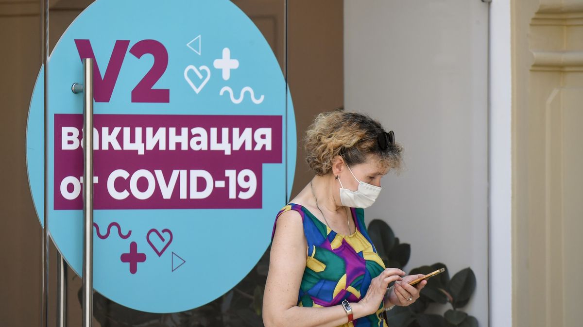 Rusko láme rekordy. 146milionová země čelí třetí vlně koronaviru